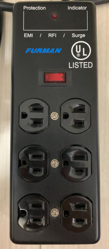Furman 電源タップ　ラックマウント Furman 電源タップ ラックマウント 楽器・機材